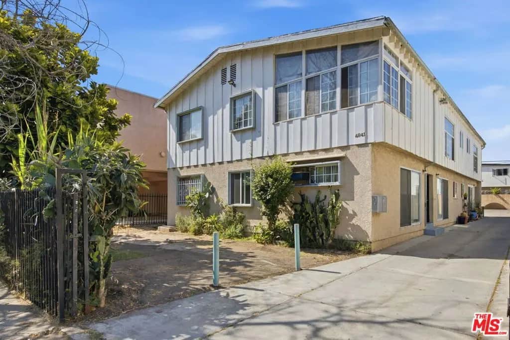 4841 W 18th Street, Los Angeles, CA — listing photo 1