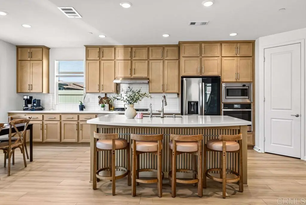 32255 Penstemon Way, Temecula, CA — listing photo 1