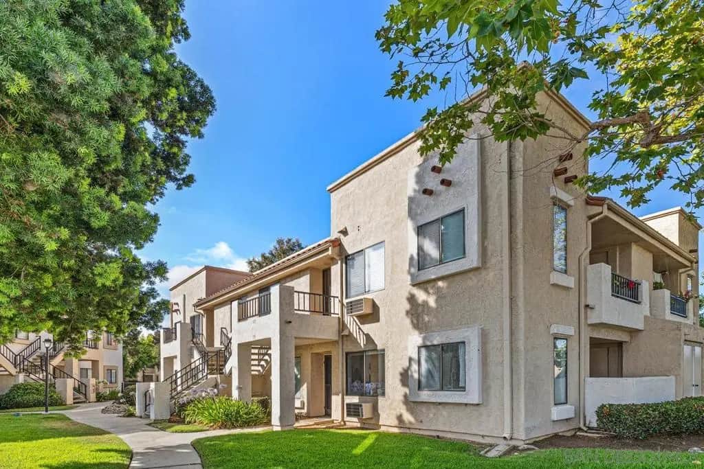 8492 New Salem 59, San Diego, CA — listing photo 1
