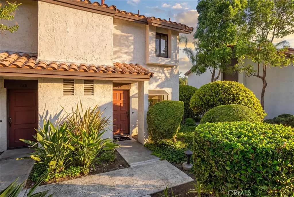 122 Kauai, Placentia, CA — listing photo 1