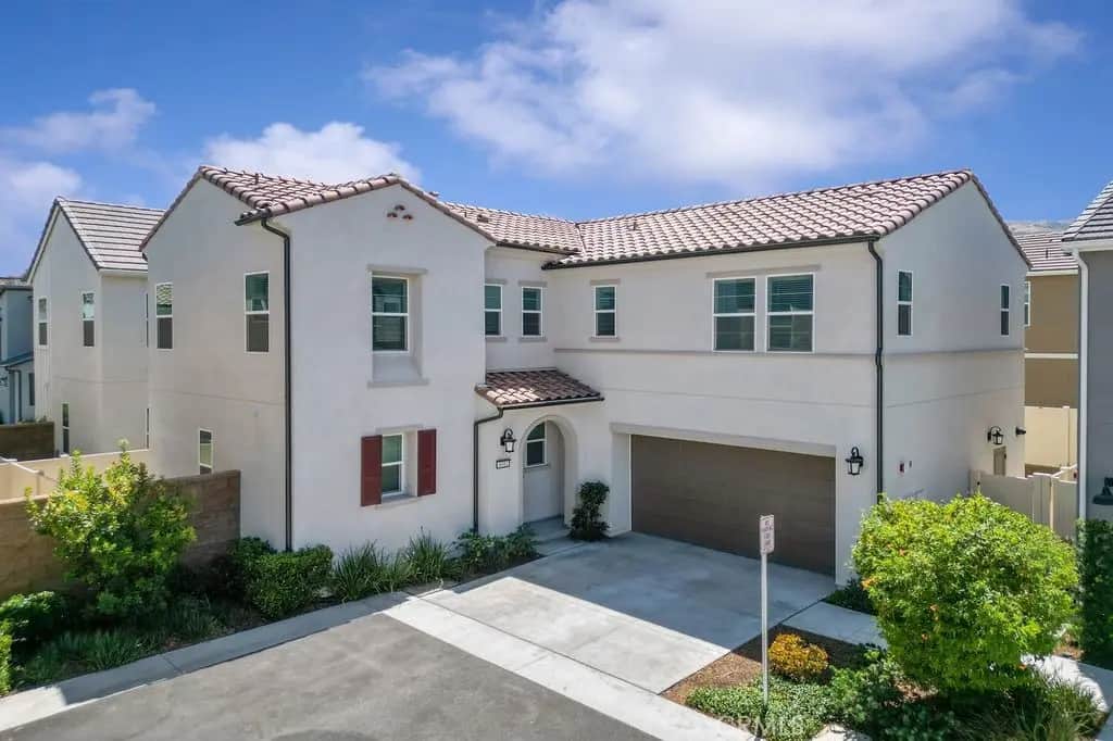 4041 Pomelo Drive, Corona, CA — listing photo 1