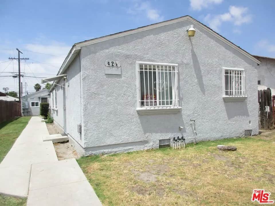 427 E 98th Street, Los Angeles, CA — listing photo 1