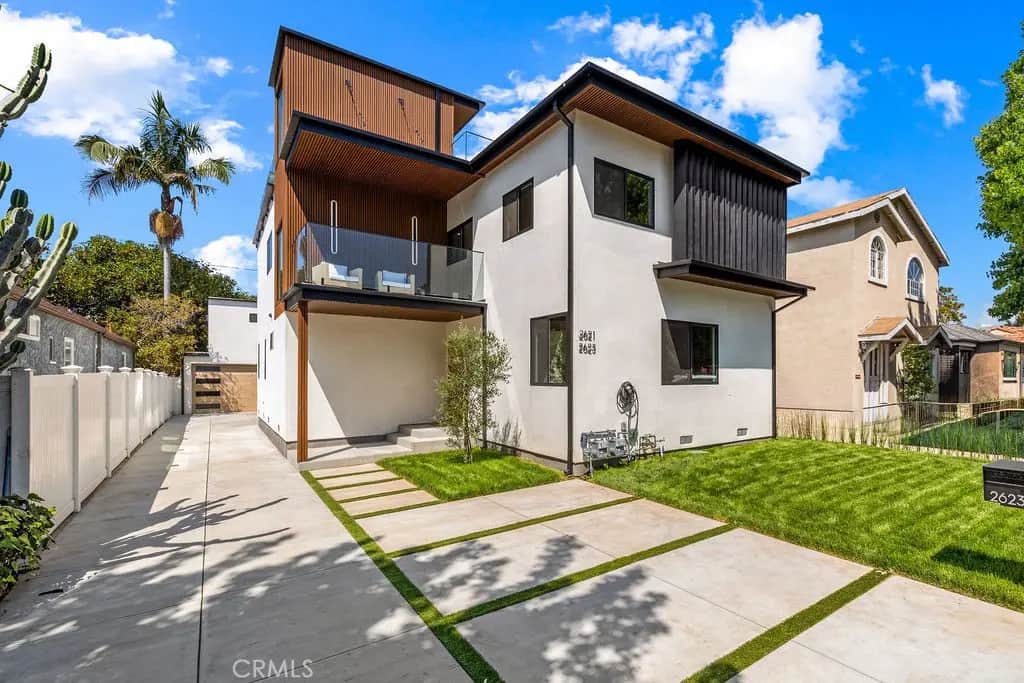 2621 2623 S Bentley Avenue, Los Angeles, CA — listing photo 1