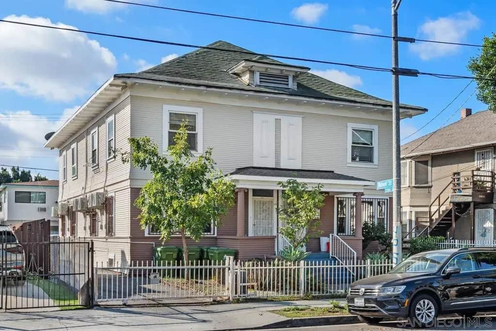 1276 W 22nd St, Los Angeles, CA — listing photo 1