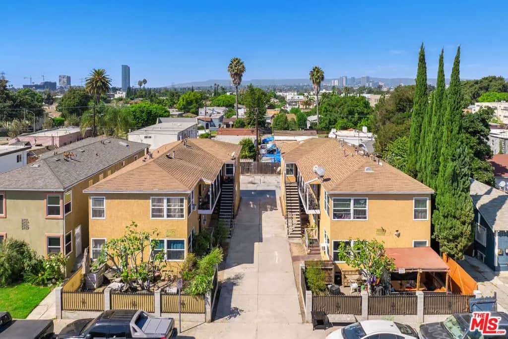 2747 S Redondo Boulevard, Los Angeles, CA — listing photo 1