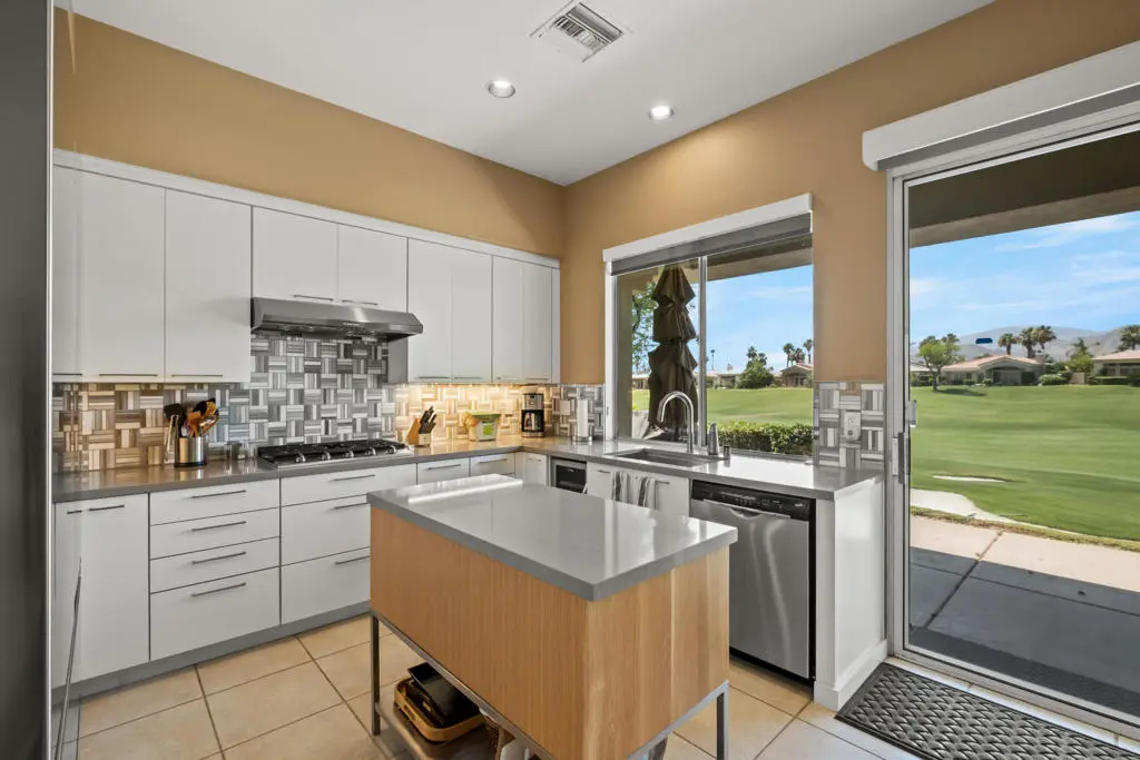 461 Desert Holly Drive, Palm Desert, CA — listing photo 1