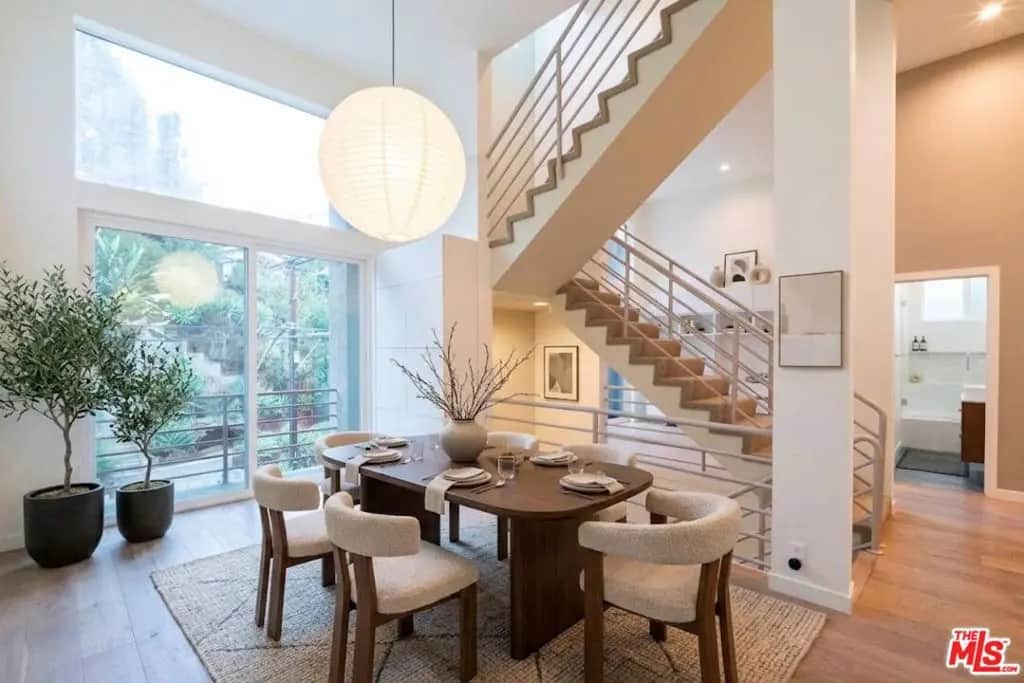 633 Museum Drive, Los Angeles, CA — listing photo 1
