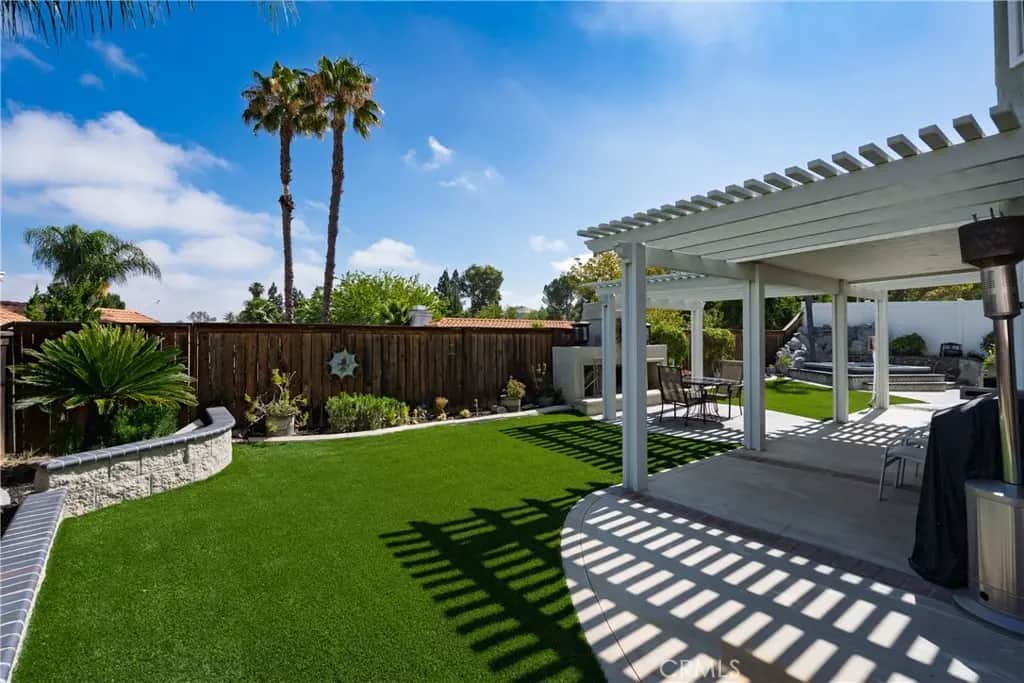 31858 Valone, Temecula, CA — listing photo 1