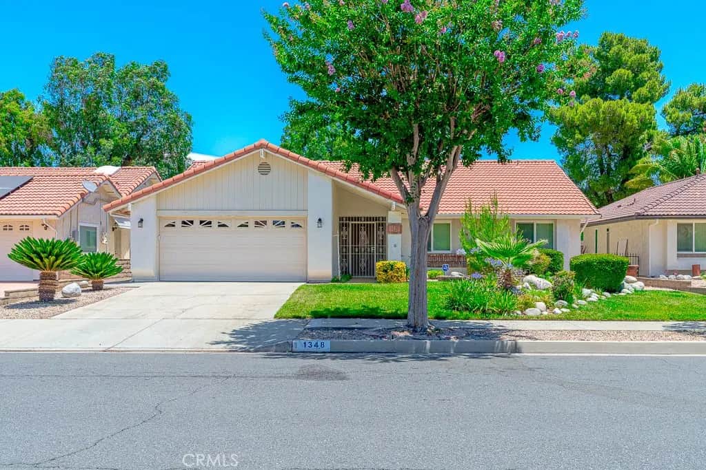 1348 Pepper Tree, Hemet, CA — listing photo 1