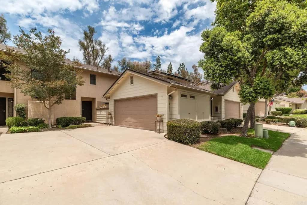 10487 Crosscreek, San Diego, CA — listing photo 1