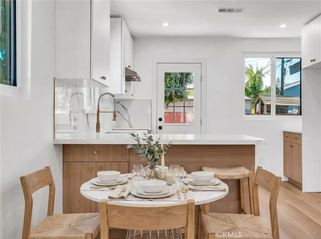 3516 Montclair Street, Los Angeles, CA — listing photo 1