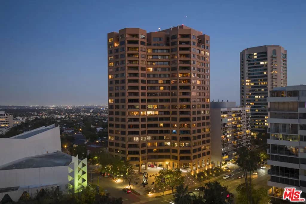 10430 Wilshire Boulevard 2001, Los Angeles, CA — listing photo 1