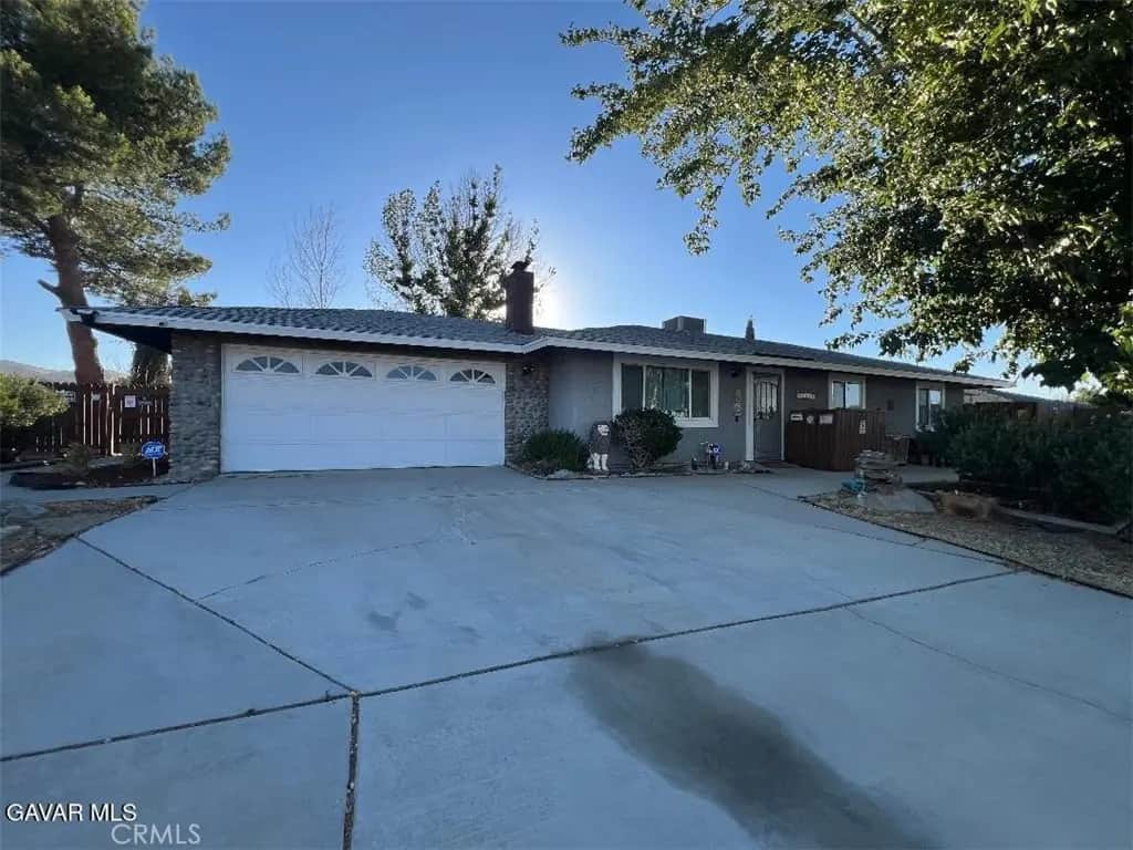 40103 169th E, Palmdale, CA — listing photo 1