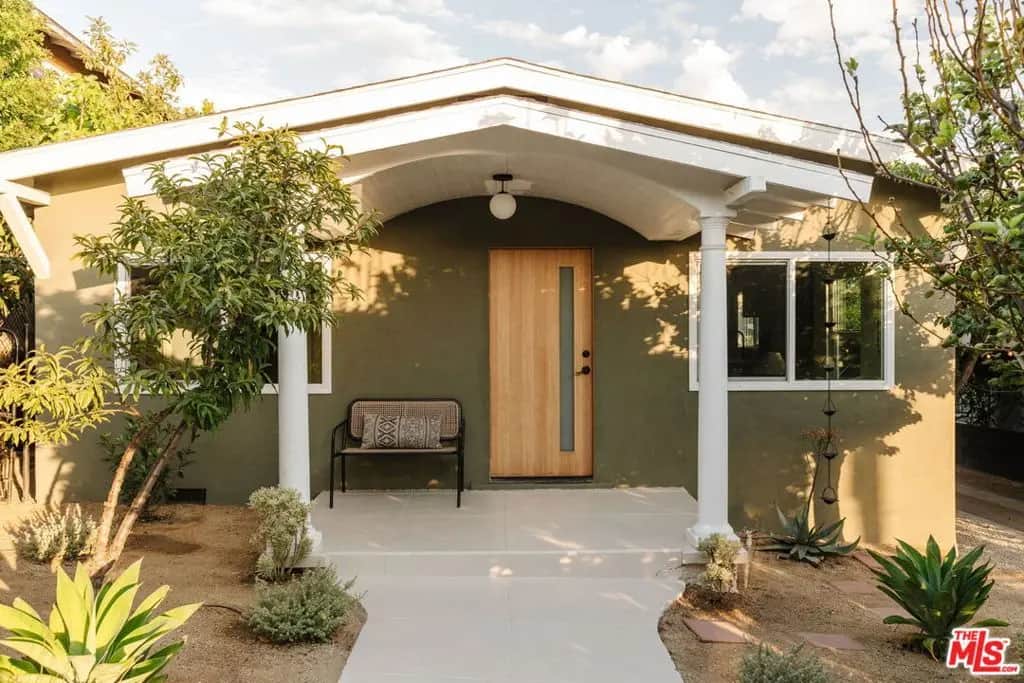2826 Macon Street, Los Angeles, CA — listing photo 1