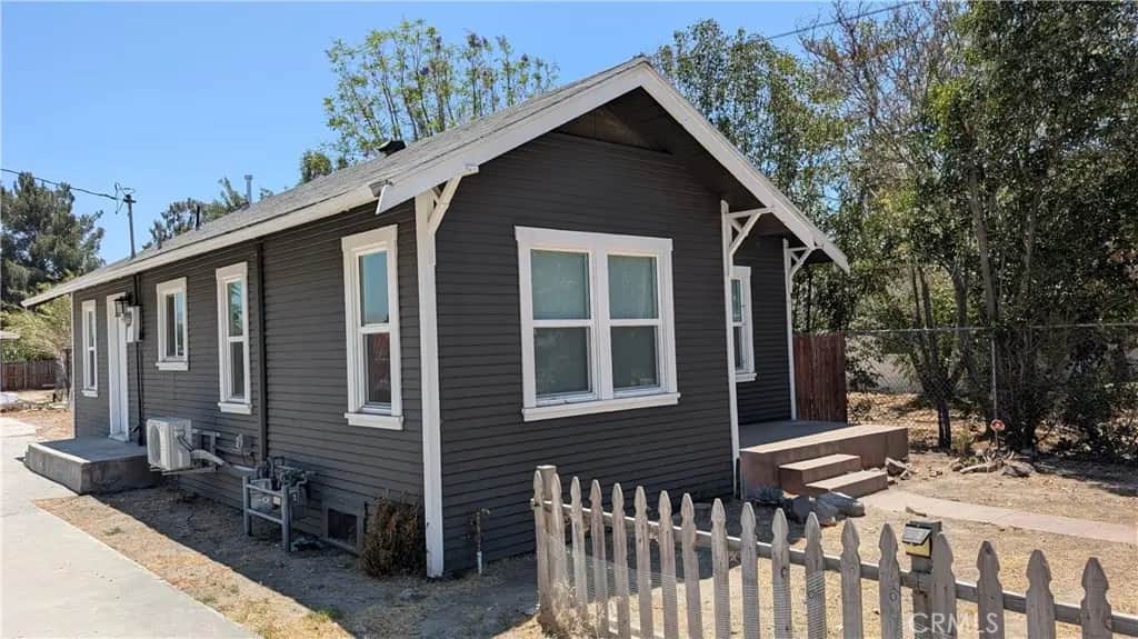 1857 E Victoria, San Bernardino, CA — listing photo 1