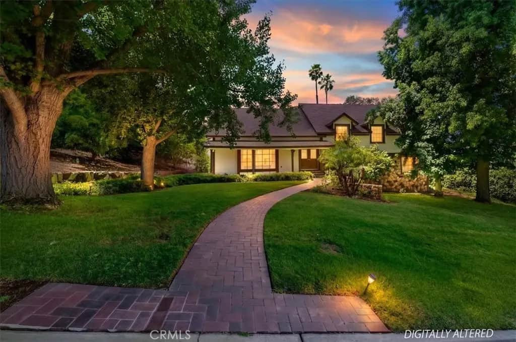 2154 Gainsborough, Riverside, CA — listing photo 1