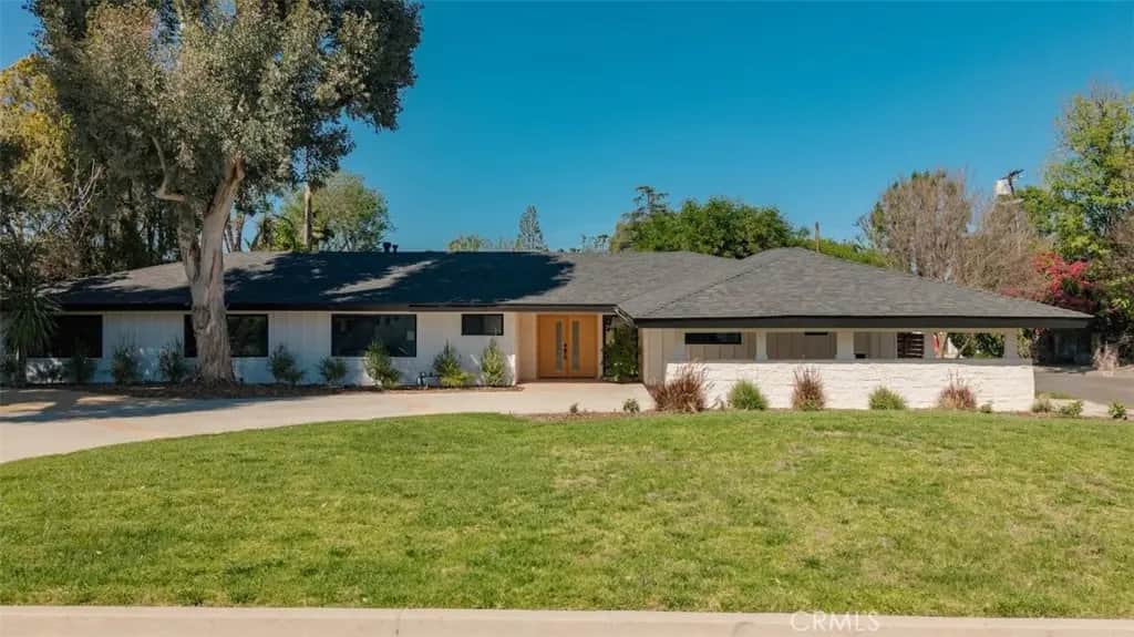 17601 McCormick Street, Encino, CA — listing photo 1