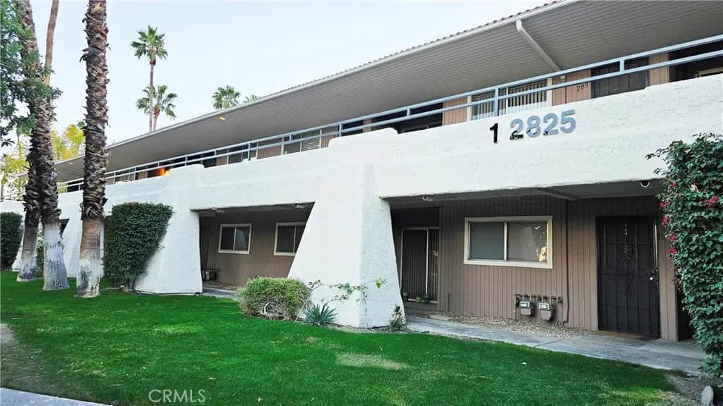 2825 N Los Felices 213, Palm Springs, CA — listing photo 1