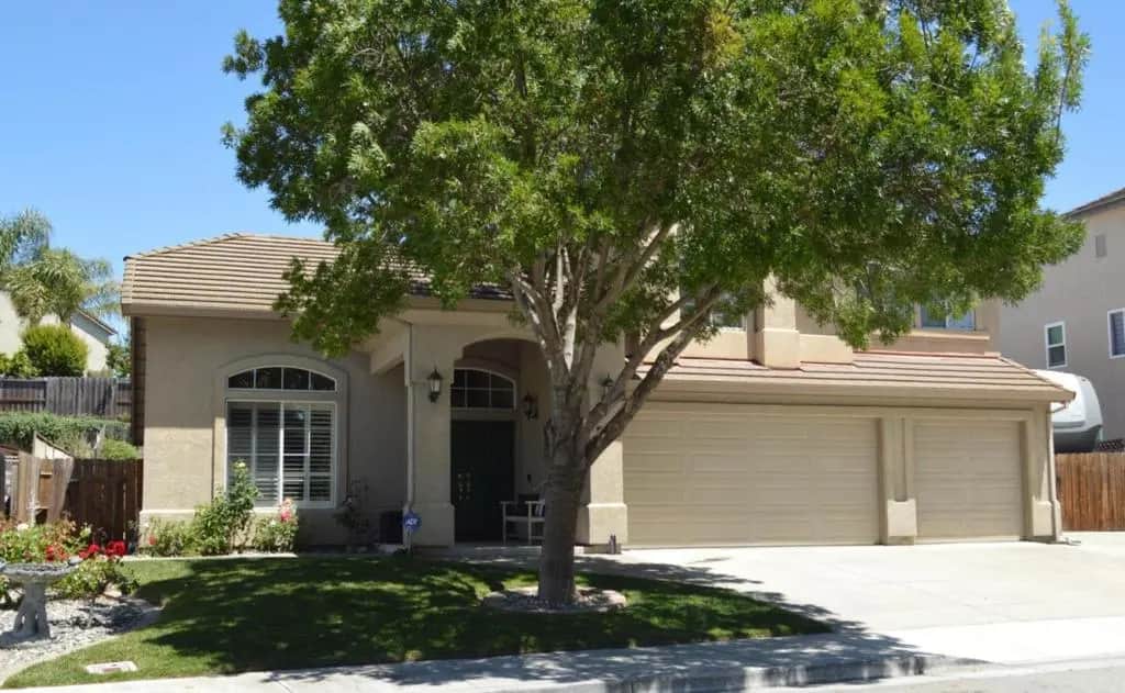 1121 Cypress Street, Hollister, CA — listing photo 1