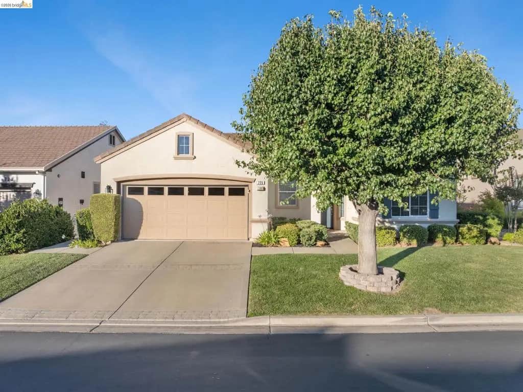 725 Richardson Drive, Brentwood, CA — listing photo 1