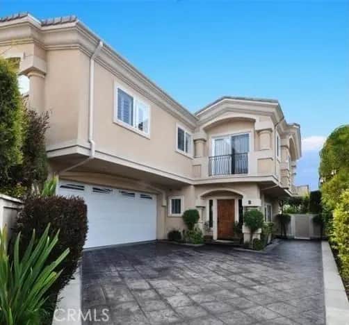 2310 Voorhees Avenue B, Redondo Beach, CA — listing photo 1