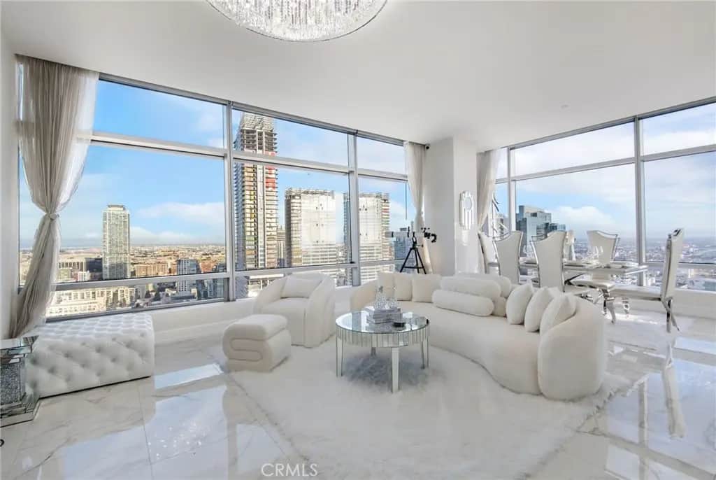 900 W Olympic Boulevard 30A, Los Angeles, CA — listing photo 1