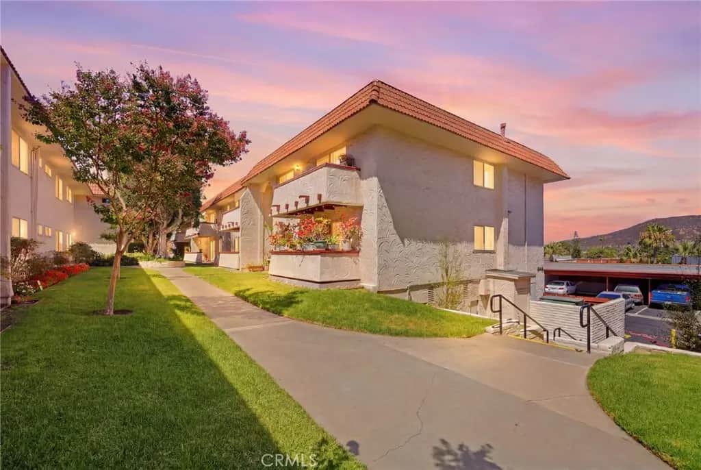 8609 Lake Murray 11, San Diego, CA — listing photo 1