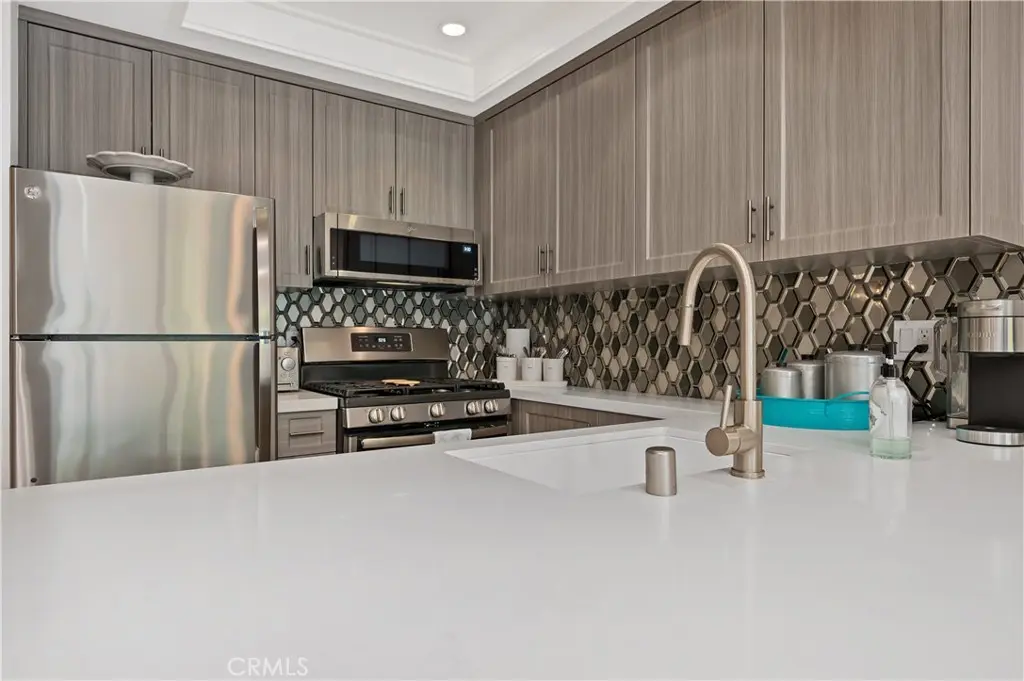17082 Pacific Coast Highway 102, Huntington Beach, CA — listing photo 1