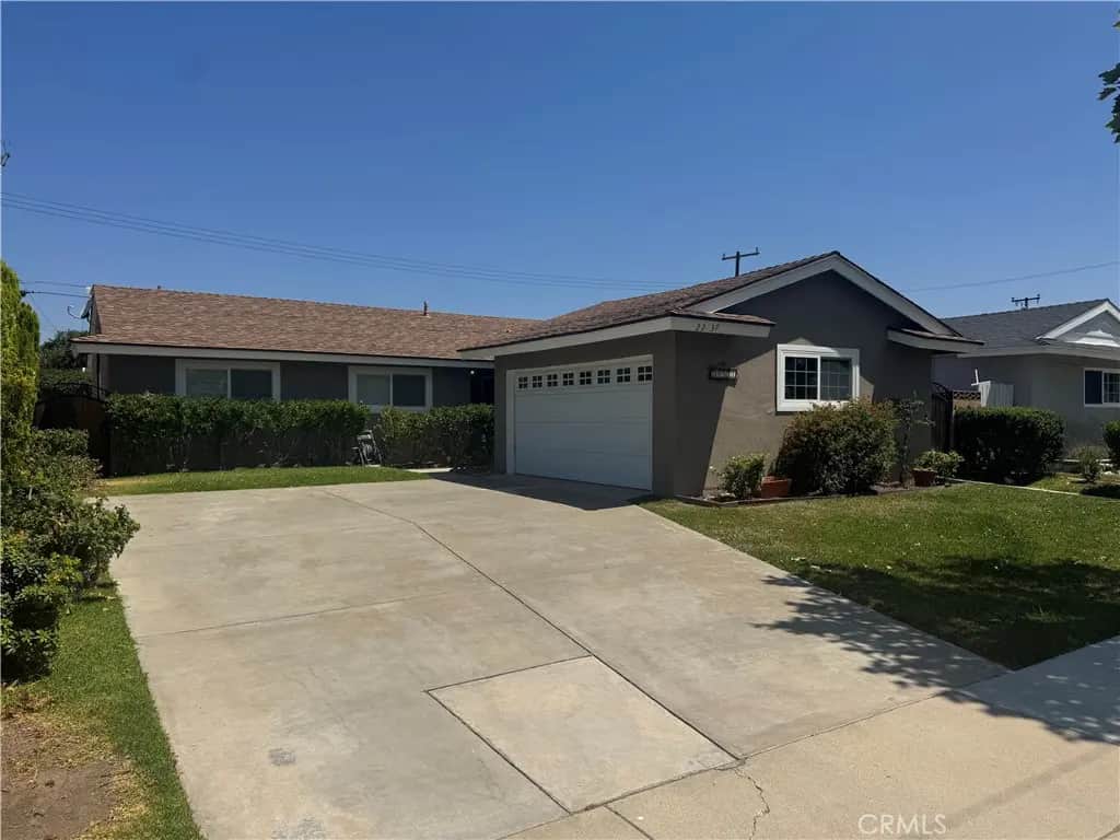 22537 Paraguay Drive, Saugus, CA — listing photo 1