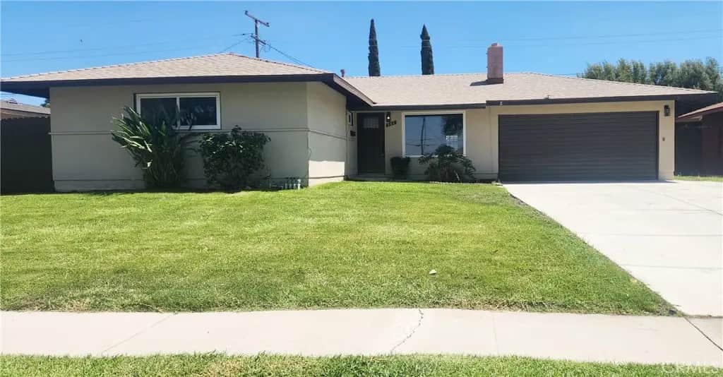 360 E Rancho Road, Corona, CA — listing photo 1