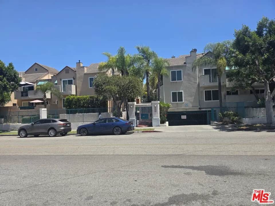 438 E Spruce Avenue 133, Inglewood, CA — listing photo 1