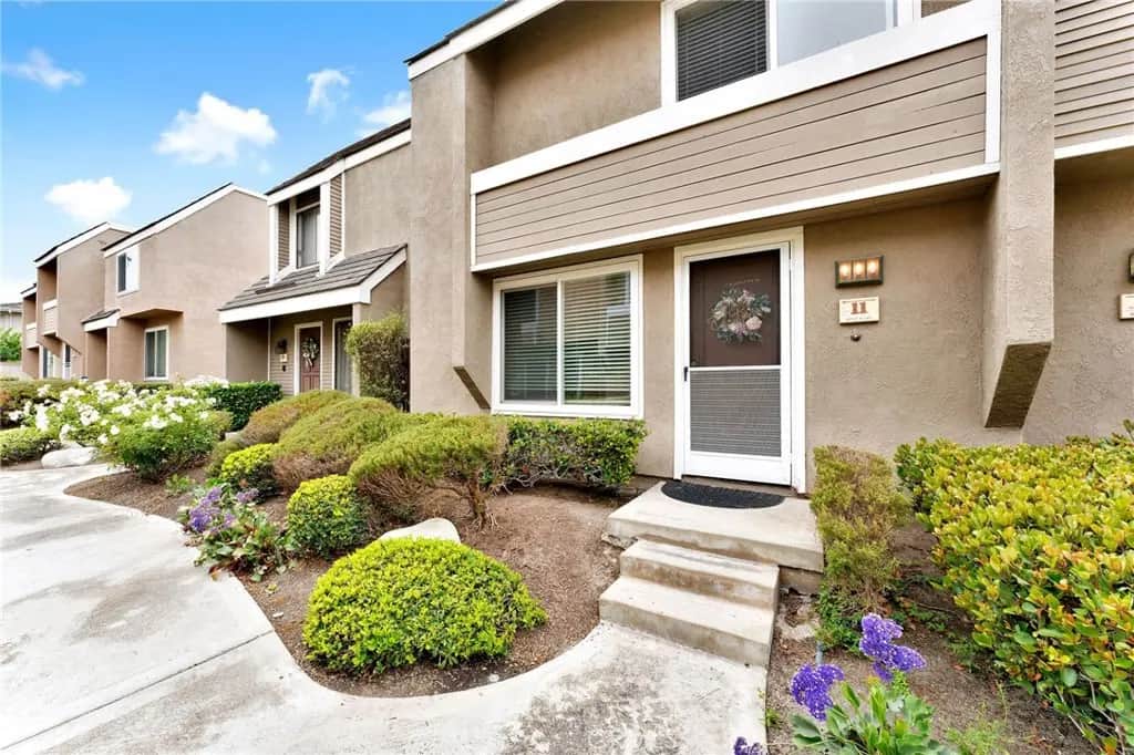 11 Rosemary, Irvine, CA — listing photo 1