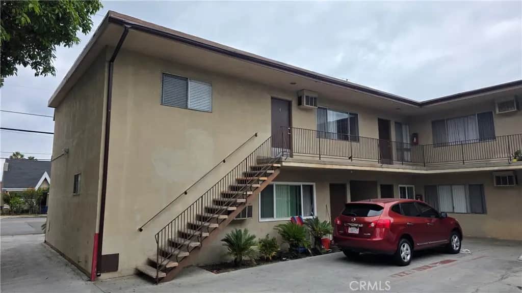 6471 Western 4, Buena Park, CA — listing photo 1