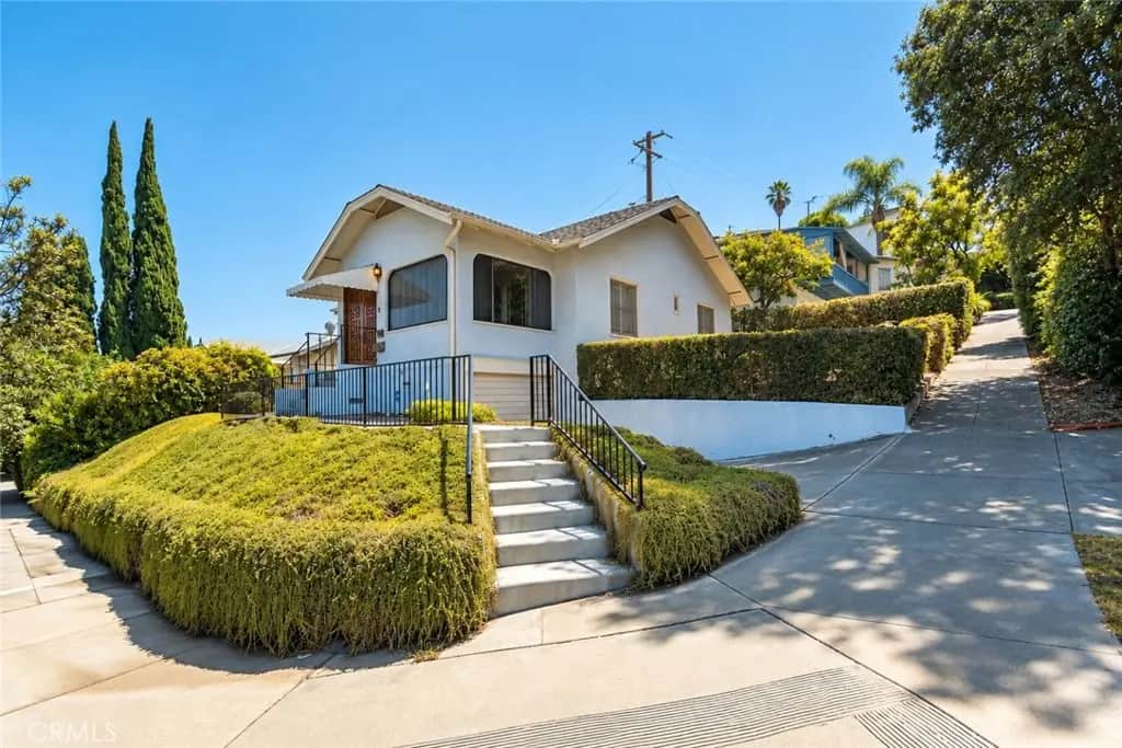 1030 Tyler St, Glendale, CA — listing photo 1