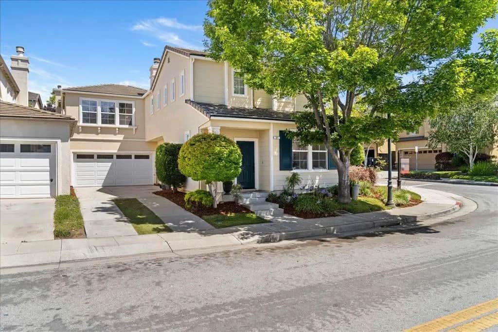 21 La Jolla Street, Watsonville, CA — listing photo 1