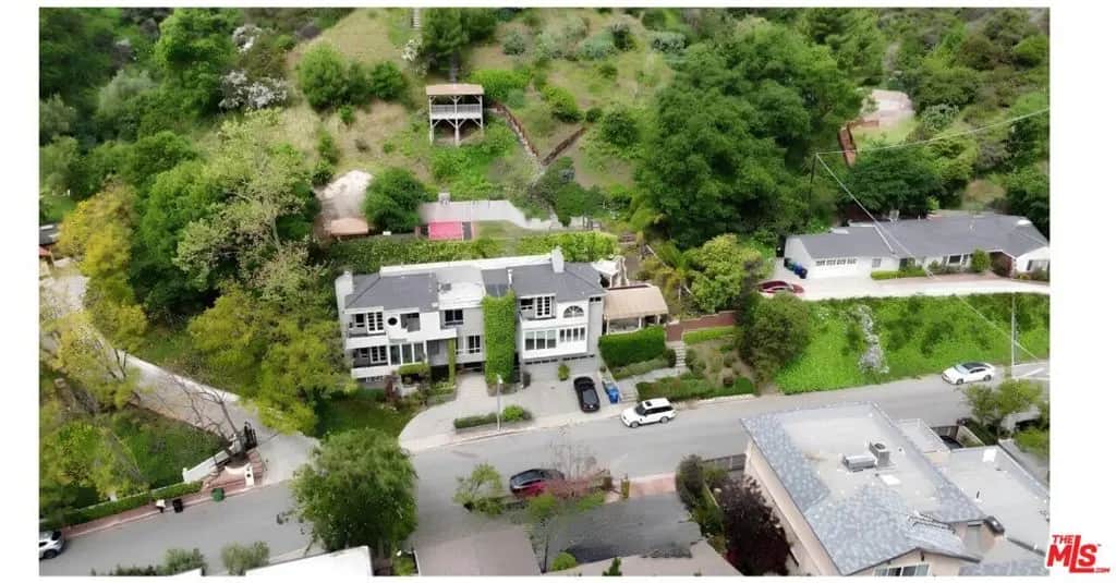 1833 Roscomare Road, Los Angeles, CA — listing photo 1