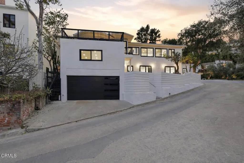 2001 Kenilworth Avenue, Los Angeles, CA — listing photo 1