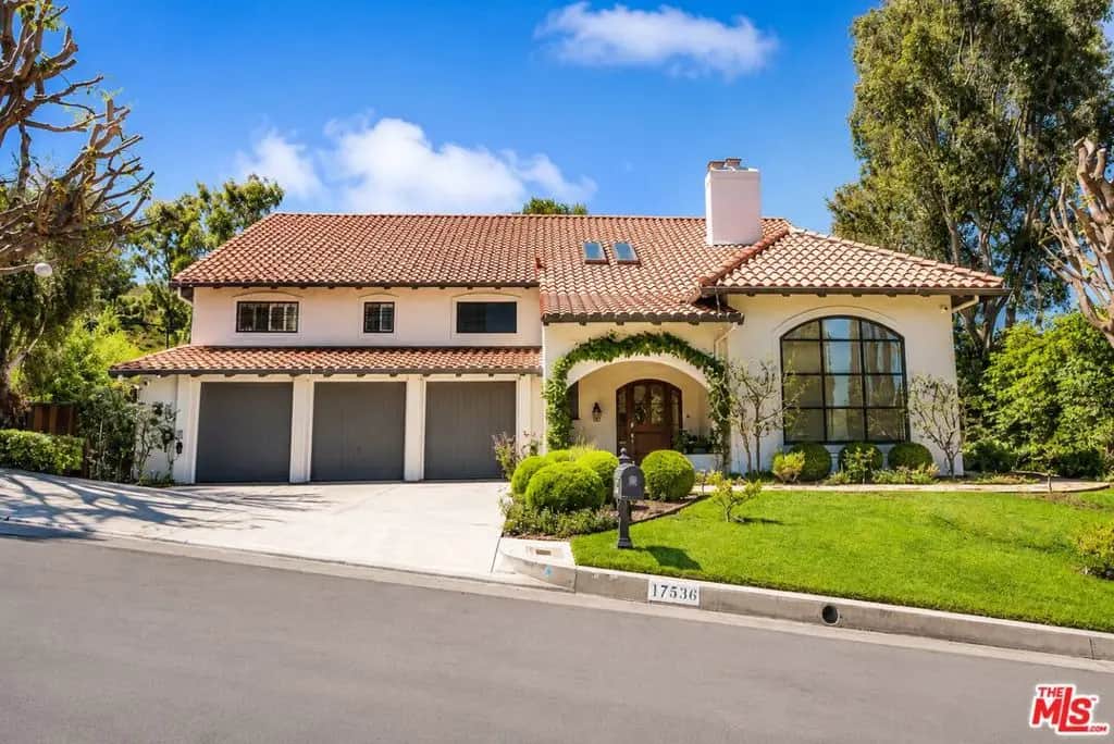 17636 Camino De Yatasto, Los Angeles, CA — listing photo 1