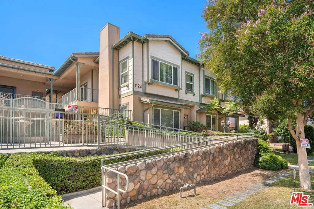 1128 W Duarte Road A, Arcadia, CA — listing photo 1