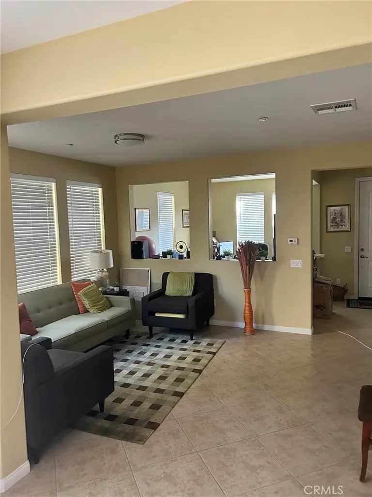 621 Forest Park, Oxnard, CA — listing photo 1