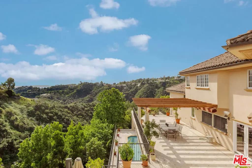 1922 Bel Air Road, Los Angeles, CA — listing photo 1