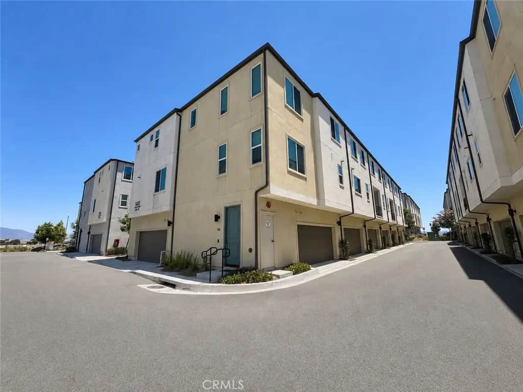 5491 Seacliff 113, San Diego, CA — listing photo 1