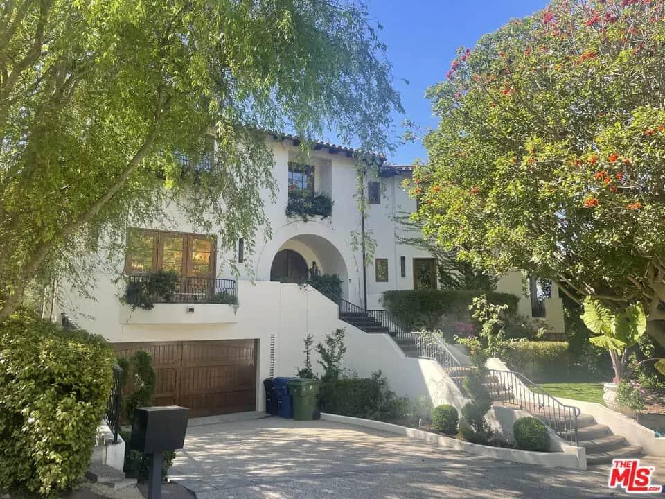 3057 N Beverly Glen Circle, Los Angeles, CA — listing photo 1