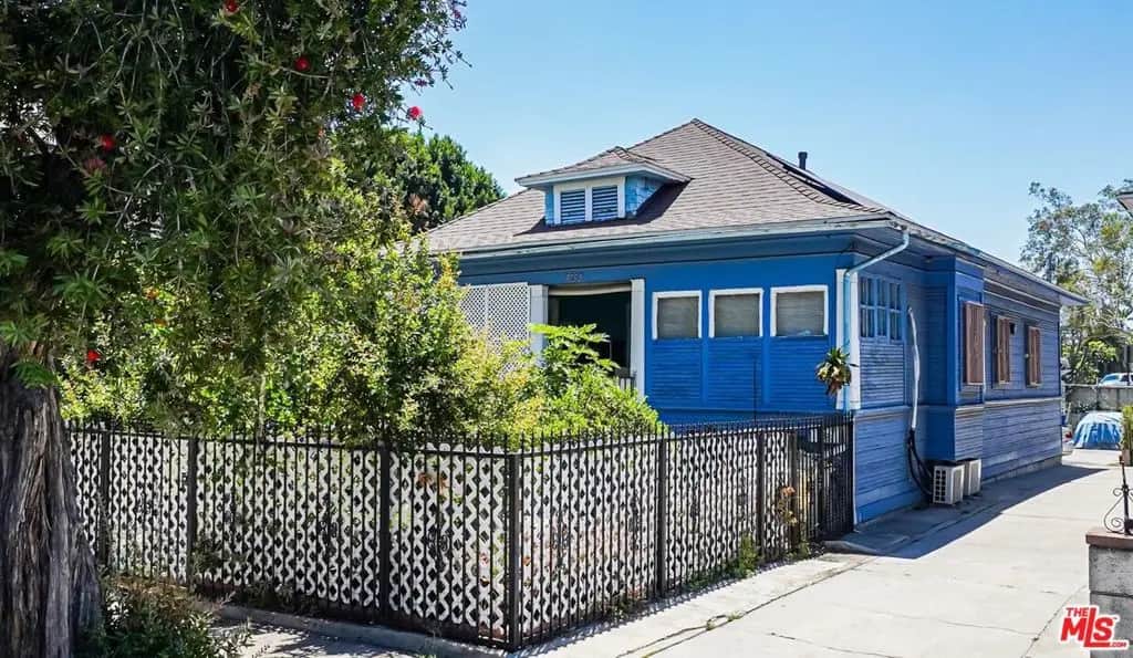 2120 Mozart Street, Los Angeles, CA — listing photo 1