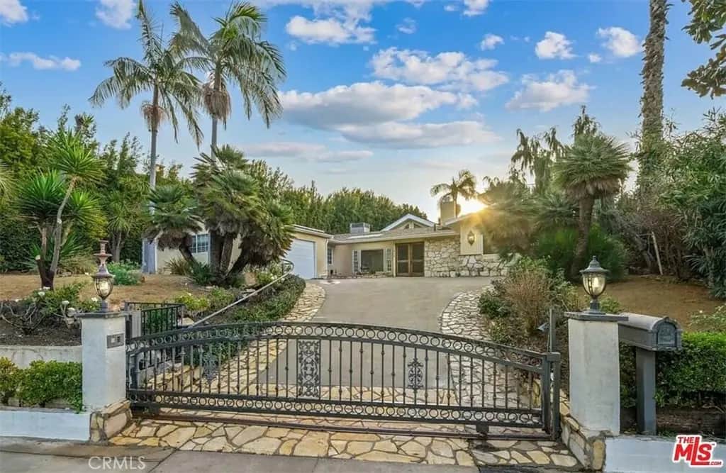1212 San Vicente, Santa Monica, CA — listing photo 1