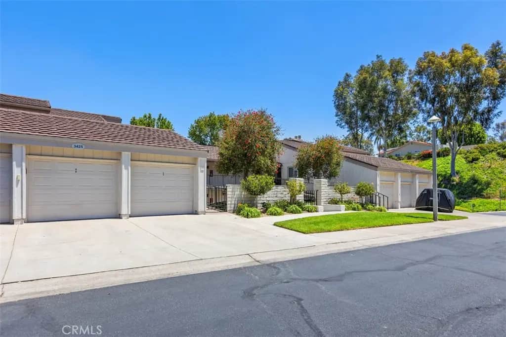 3425 Bahia Blanca W B, Laguna Woods, CA — listing photo 1
