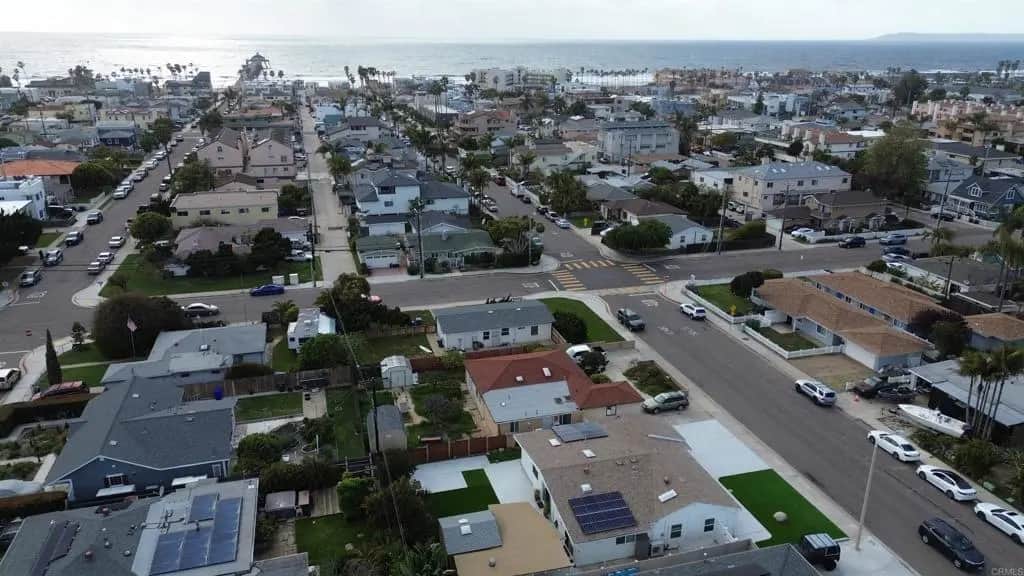 325 Elm Avenue, Imperial Beach, CA — listing photo 1