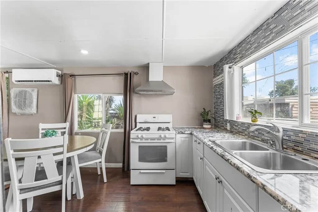 723 W Avenue I, Lancaster, CA — listing photo 1