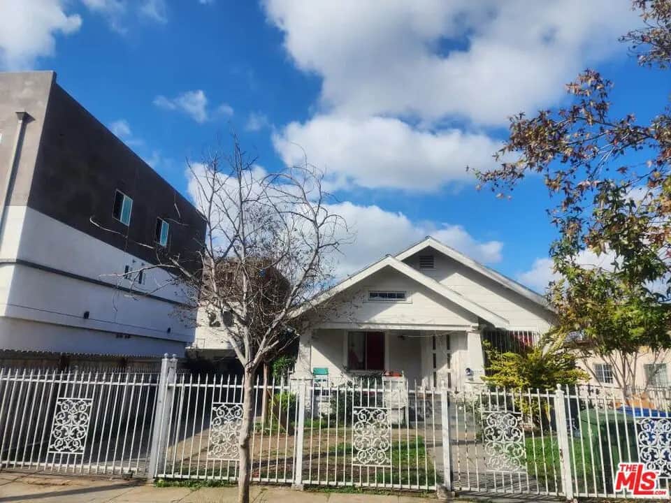 1147 S Ardmore Avenue, Los Angeles, CA — listing photo 1