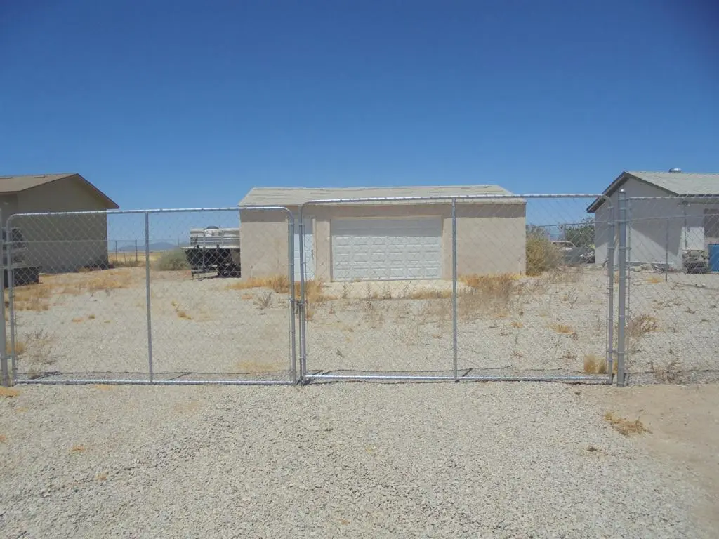 1557 Riviera Drive, Blythe, CA — listing photo 1